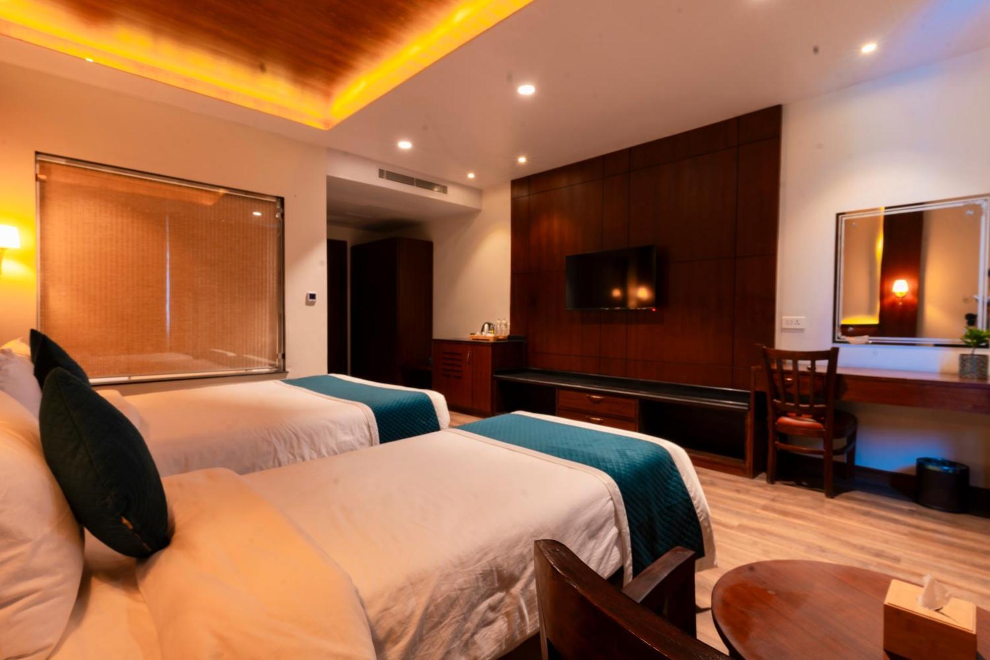بهاراتبور Galaxy Garden Resort المظهر الخارجي الصورة